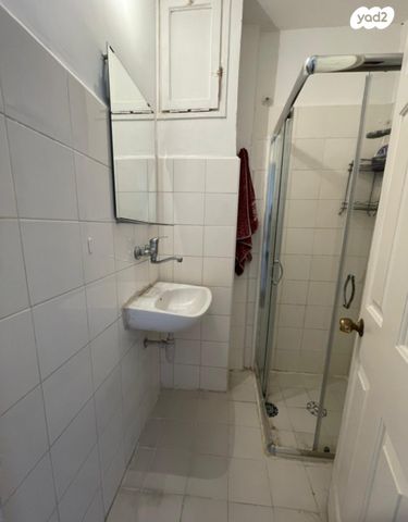 דירה, הזית 210, קנדי, עתלית