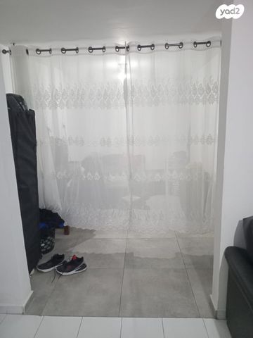 דירת גן, אמץ 11, צפון יפו, המושבה האמריקאית-גרמנית, תל אביב יפו