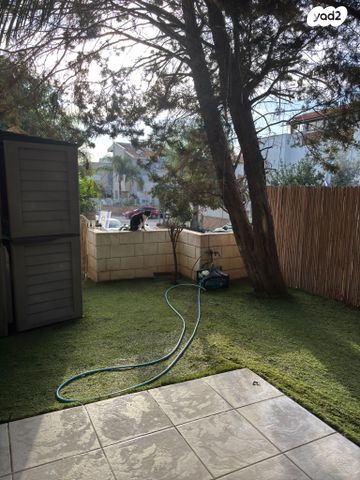 בית פרטי/ קוטג', היסמין 42, בית דגן, בית דגן