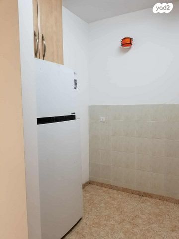 דירה, קרן קיימת לישראל 4, אברמוביץ', ראשון לציון