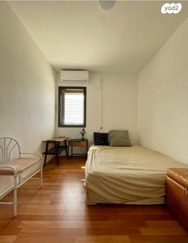 דירה, הזית 210, קנדי, עתלית