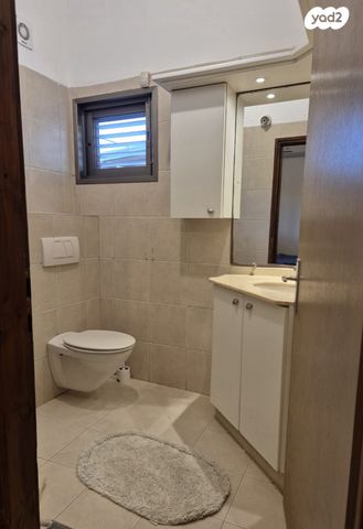 סמטת האיצטרובל 230