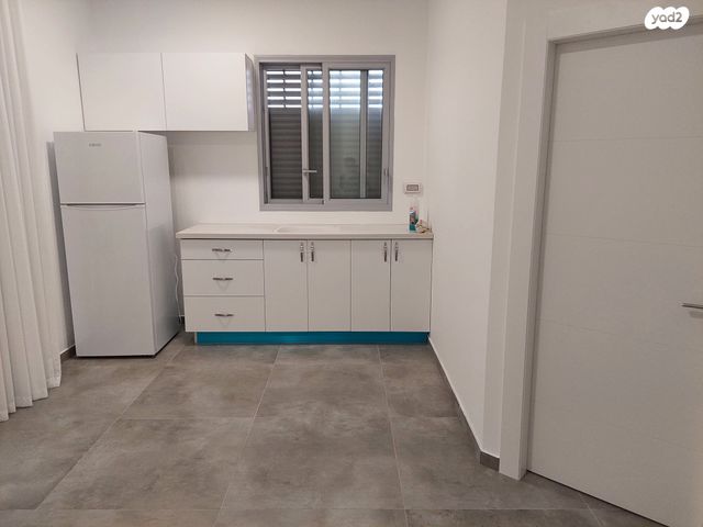 יחידת דיור, נוף ים 38, באר גנים, באר גנים