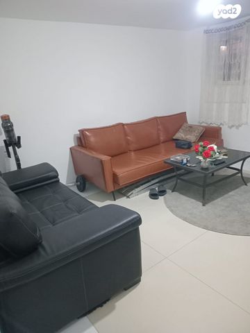 דירת גן, אמץ 11, צפון יפו, המושבה האמריקאית-גרמנית, תל אביב יפו