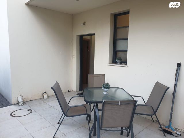 יחידת דיור, האלון 30, שאר העיר, קרית עקרון