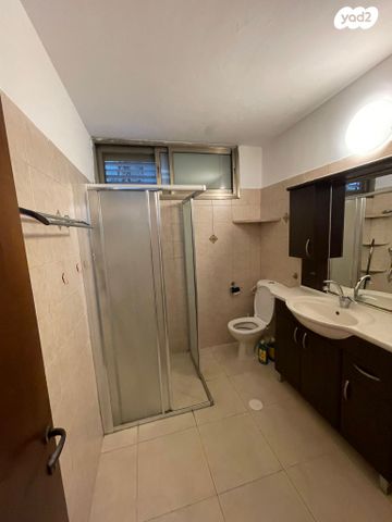 יחידת דיור, יאנוש קורצ'אק 16, גבעתי, רחובות