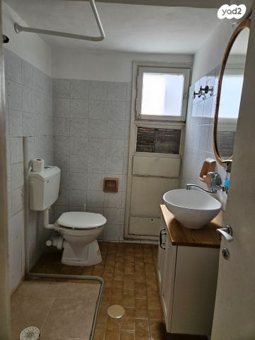 דירה, הרא"ה 76, שכונת הלל, רמת גן