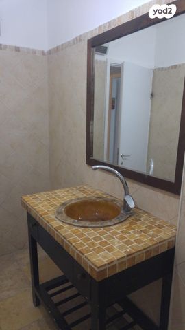 דירת גן, השר בכור שטרית 11, קרית נורדאו, נתניה