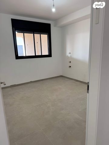 שדרות הראשונים 1