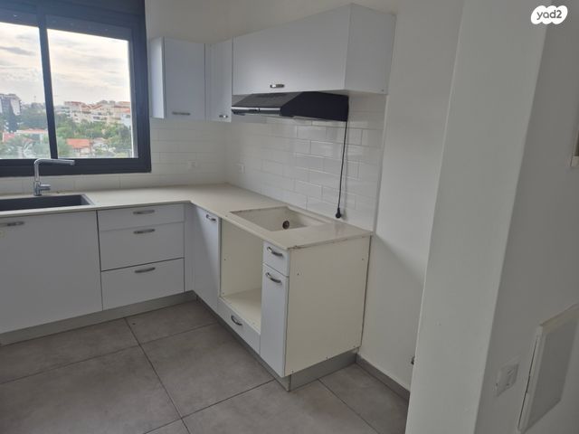 דירה, סשה ארגוב 16, נווה זמר, רעננה