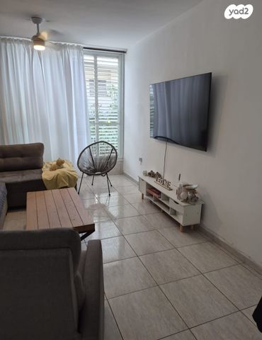 דירה, שבטי ישראל 12, מרכז העיר, סביניה, הוותיקה, קרית ביאליק