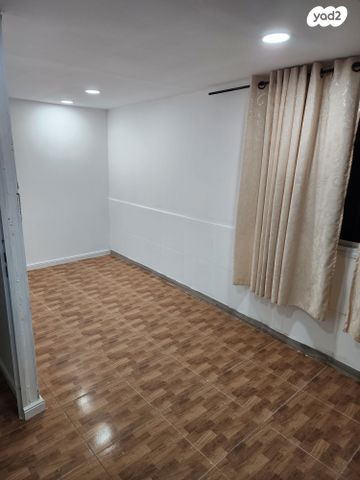 דירת גן, לבונטין 12, הרצליה, חיפה