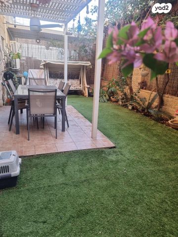 שדרות טום לנטוס 47