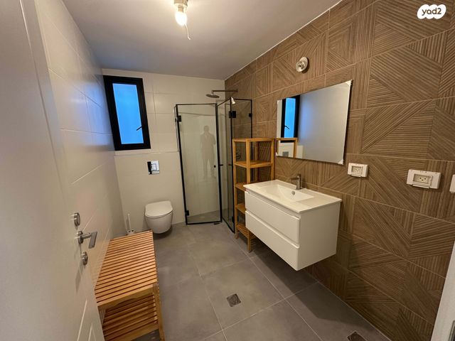 מרתף/ פרטר, התבור 8, תל צור, אבן יהודה