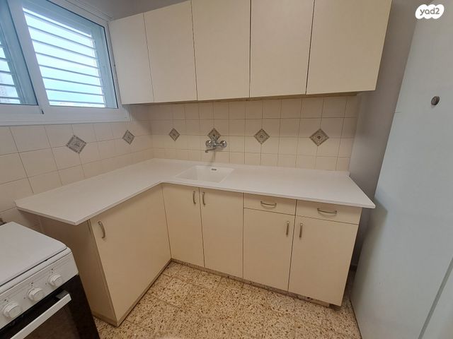 דירה, משה איכילוב 6, צפון מערב מרכז העיר, נתניה