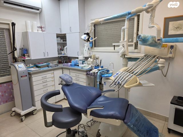 שדרות בן ציון 14