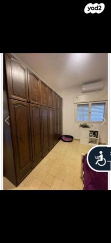 דירה, דרך בן גוריון 124, שכונת יהלום, מרכז העיר ב, רמת גן