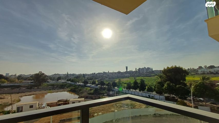 דירה, לאה גולדברג 16, צפון נס ציונה, נס ציונה