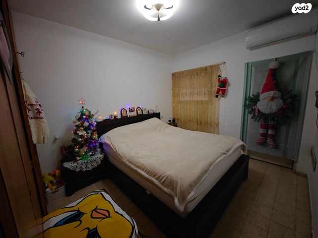 דירה, רמב"ם 57, עין גנים, פתח תקווה