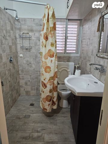 יחידת דיור, שדרות מנחם בגין 20, שכונת הורדים, קרית שמונה