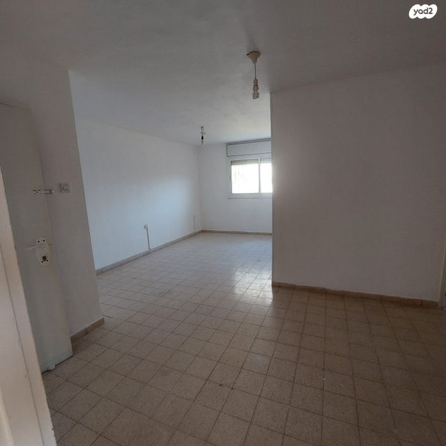 אברהם שטרן 49