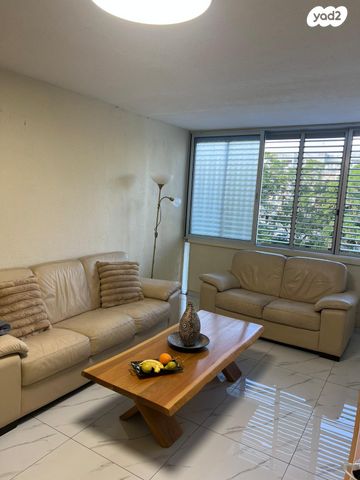 דירה, דרך לוי אשכול 198, קיראון, קרית אונו