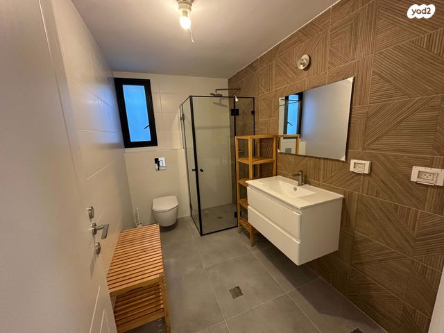 מרתף/ פרטר, התבור 8, תל צור, אבן יהודה