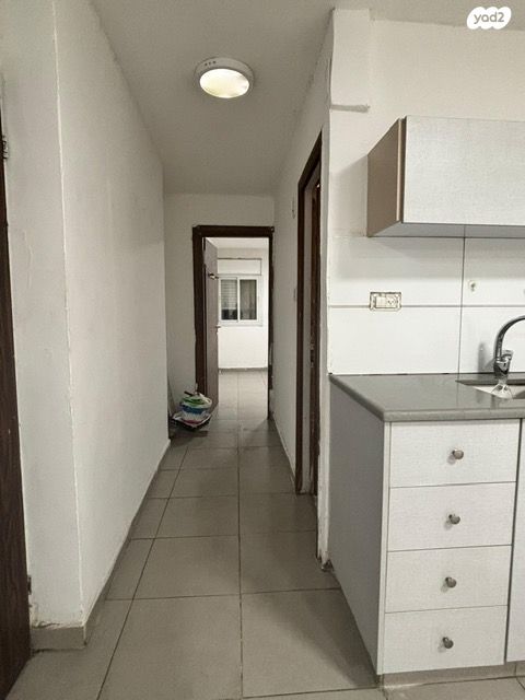 דירה, יצחק שדה 16, קטמונים, ירושלים