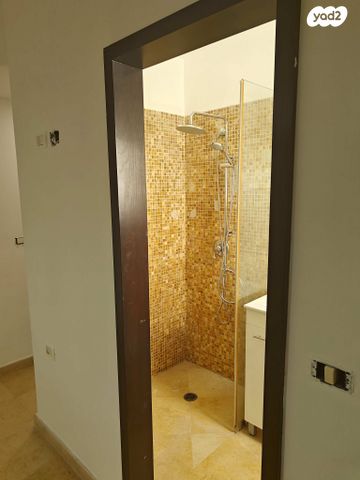 דירה, שדרות קדש 39, ברנע, אשקלון