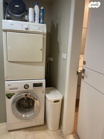 יחידת דיור, הנשיא יצחק בן צבי 107, הרצליה פיתוח, הרצליה