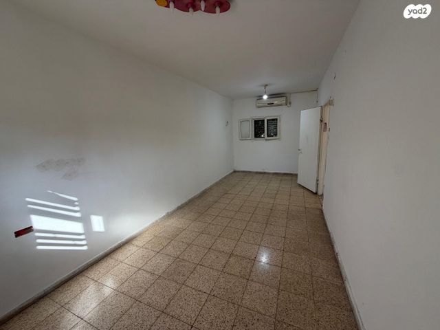 יחידת דיור, דב הוז 8, קרית בן צבי-רסקו, רעננה