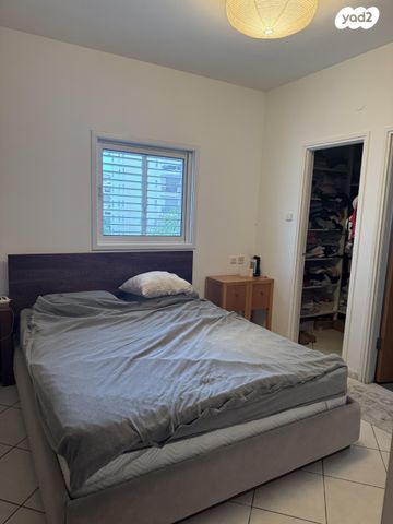 דירה, וייצמן 10, אברמוביץ', ראשון לציון