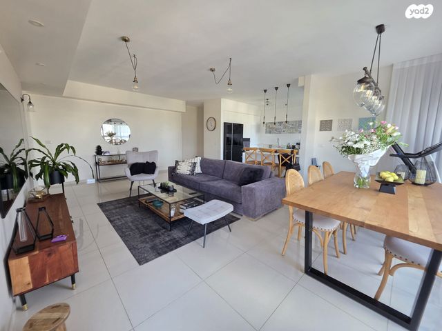 דירה, דרך יצחק בן ארי, רחובות