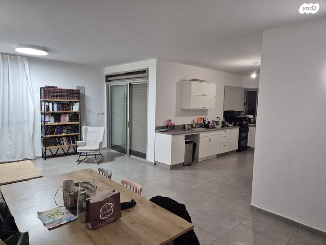 דירה, אדורה