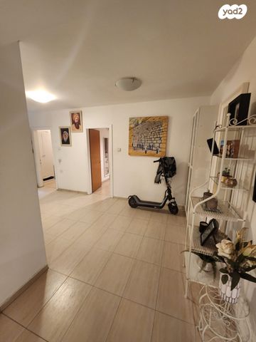 דירה, הפלמ"ח, עמידר, בת ים