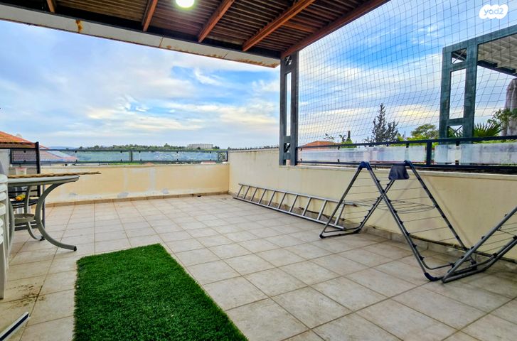 דופלקס, סביון, הפרחים, מודיעין מכבים רעות