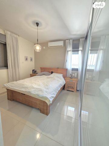 דירה, דרך יצחק בן ארי, רחובות