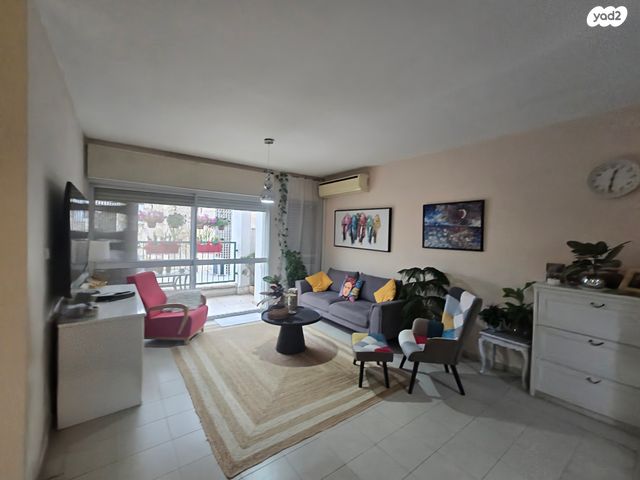 דירה, נחל הירמוך, הנחלים, מודיעין מכבים רעות