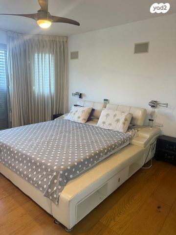 בית פרטי/ קוטג', הנשיא יצחק בן צבי, הרצליה פיתוח, הרצליה