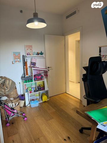 דירה, אנדרסן, נווה אביבים, תל אביב יפו