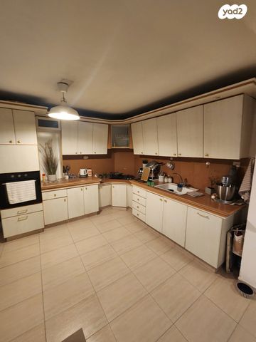 דירה, הפלמ"ח, עמידר, בת ים