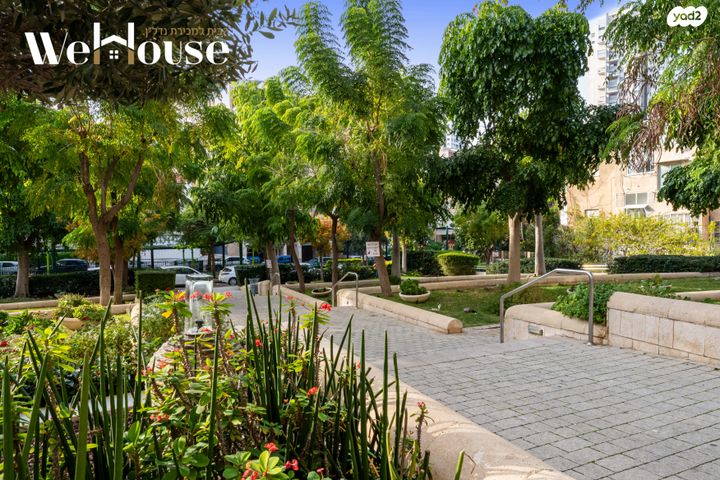 דירה, שדרת התמרים, שכונת בן גוריון, מרכז העיר ג', רמת גן