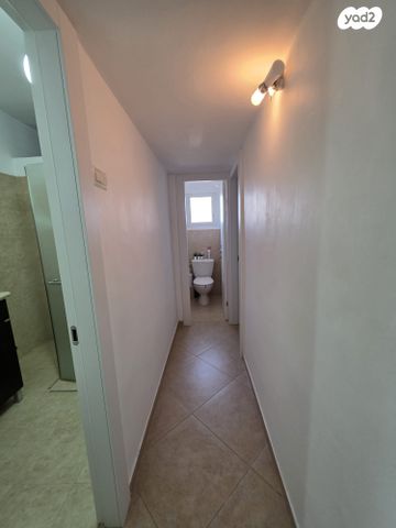 דירה, האמהות 4, ד' / מערב מרכז העיר, רחובות