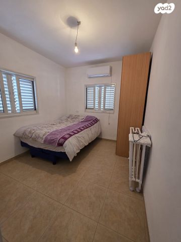 דירה, האמהות 4, ד' / מערב מרכז העיר, רחובות