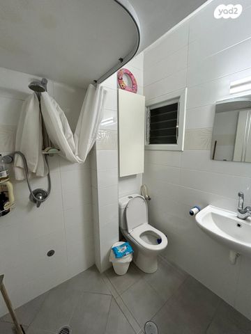 דירה, יצחק מוסאל, ראשונים, ראשון לציון