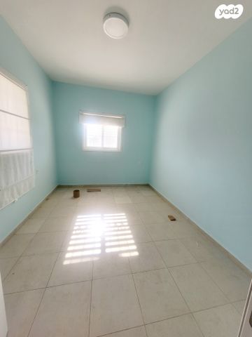 דו משפחתי, הפלמ"ח, ראשונים, ראשון לציון