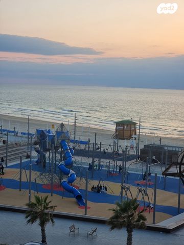 דירה, דרך בן גוריון 115, דרום מערב ותיק, בת ים