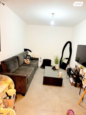 מרתף/ פרטר, הרקפת, שיכוני המזרח, ראשון לציון