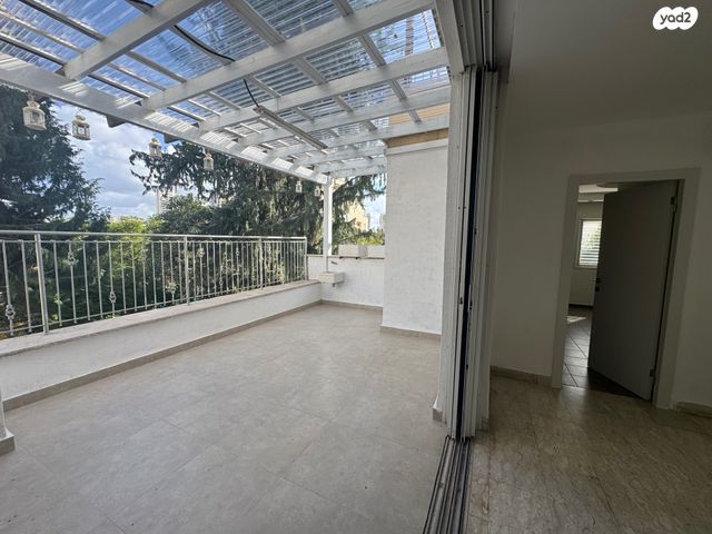 דופלקס, גבעתי, רחובות