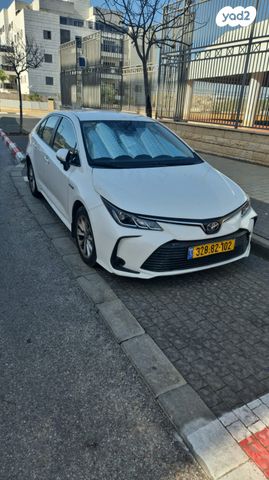 מודעת רכב טויוטה קורולה